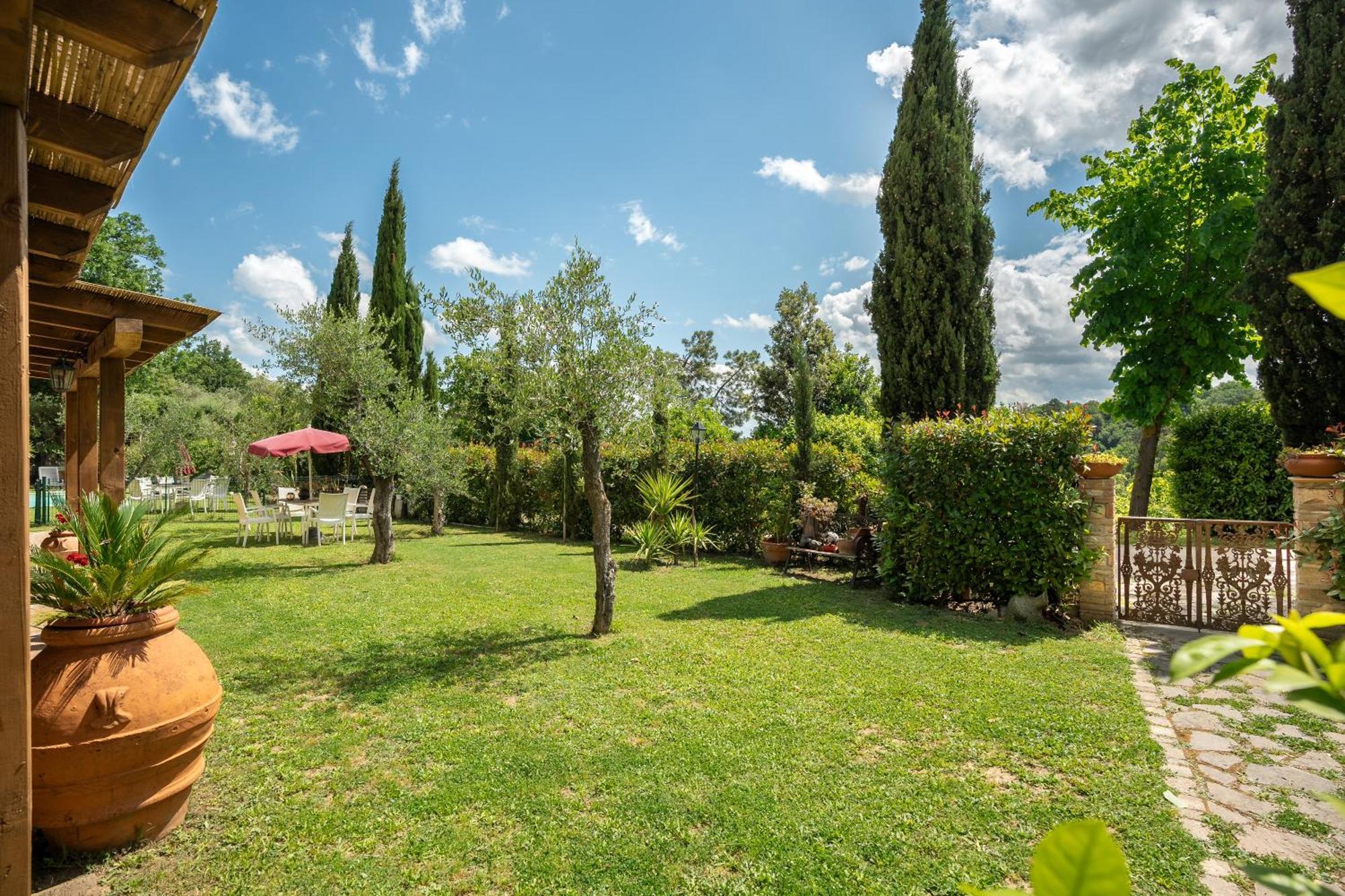 Apartmán Holiday House Cuordinatura Montopoli in Val dʼArno Exteriér fotografie