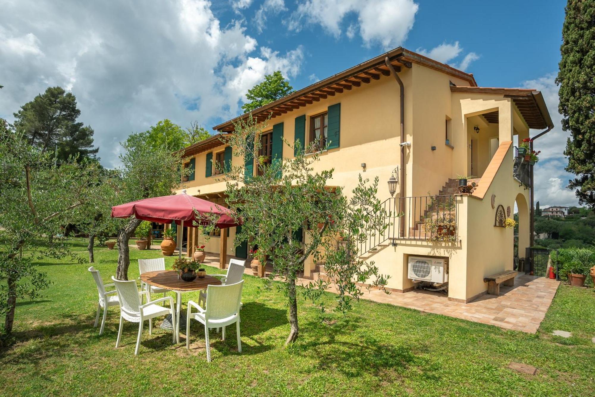 Apartmán Holiday House Cuordinatura Montopoli in Val dʼArno Exteriér fotografie